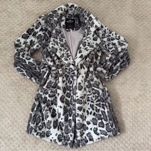 Hollister Gray Leopard Faux Fur Coat